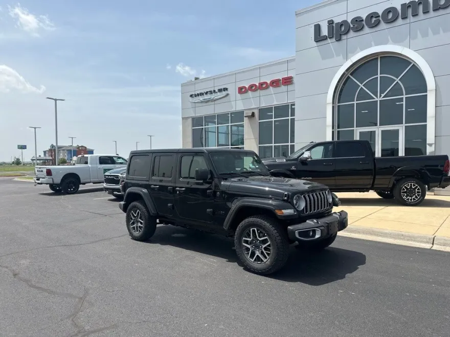 2025 Jeep Wrangler Sahara photo 1