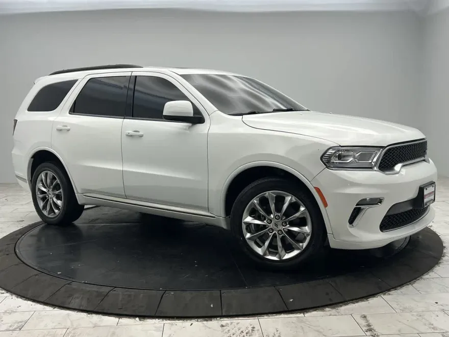 2022 Dodge Durango SXT photo 1