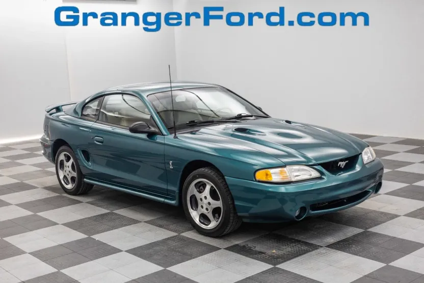 1997 Ford Mustang Cobra photo 1