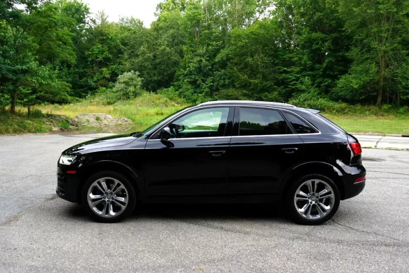 2016 Audi Q3 Premium Plus photo 1