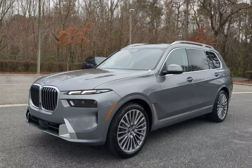 2025 Bmw X7 xDrive40i photo 1