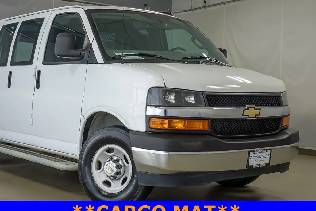 2024 Chevrolet Express Cargo 2500 Van photo 1