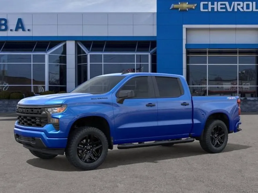 2026 Chevrolet Silverado 1500 Custom photo 1