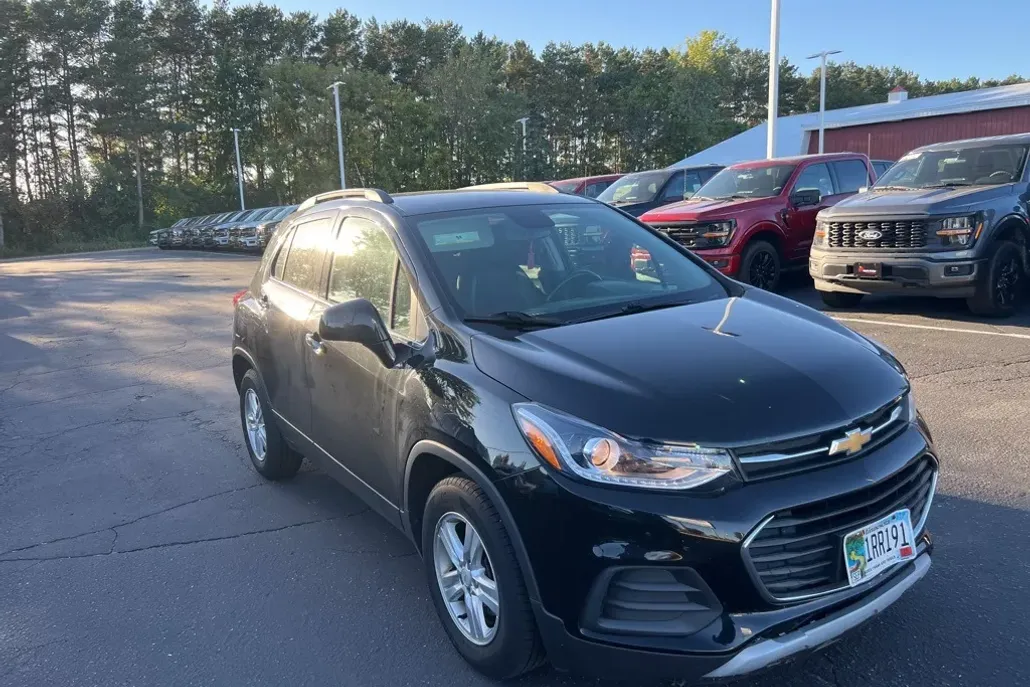 2019 Chevrolet Trax LT photo 1