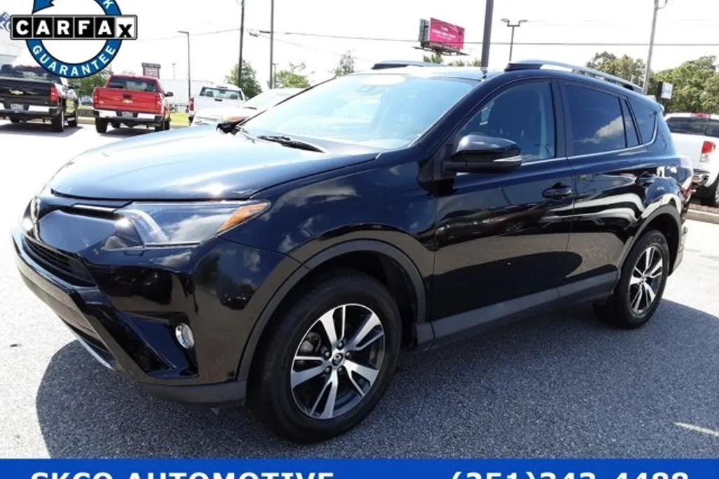 2018 Toyota RAV4 Adventure photo 1