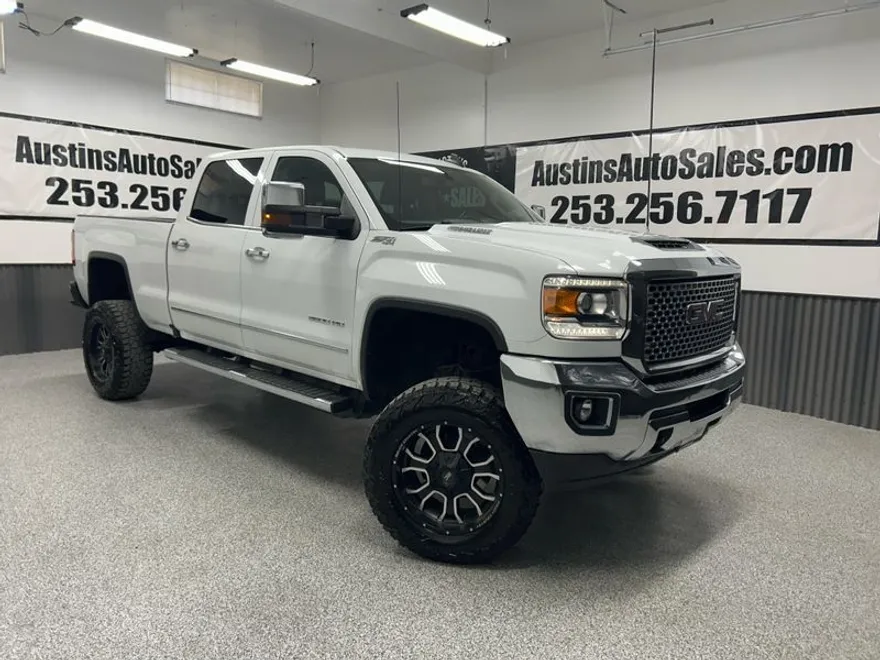2017 Gmc Sierra SLT photo 1