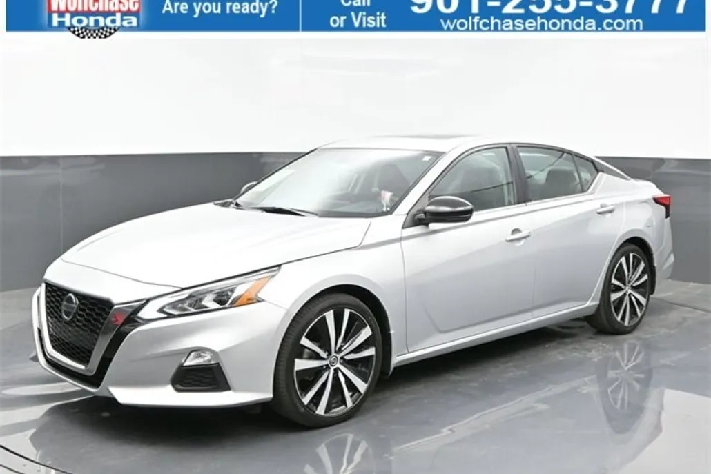 2021 Nissan Altima 2.5 SR photo 1