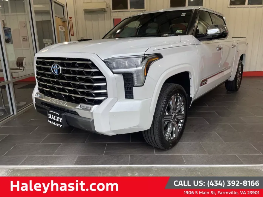 2024 Toyota Tundra CapStone CrewMax photo 1