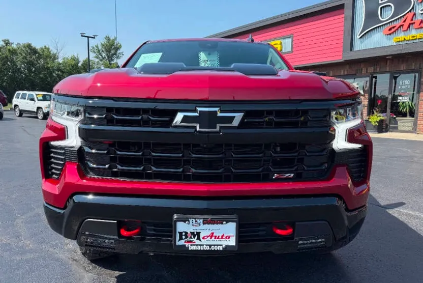 2022 Chevrolet Silverado 1500 LT Trail Boss photo 1