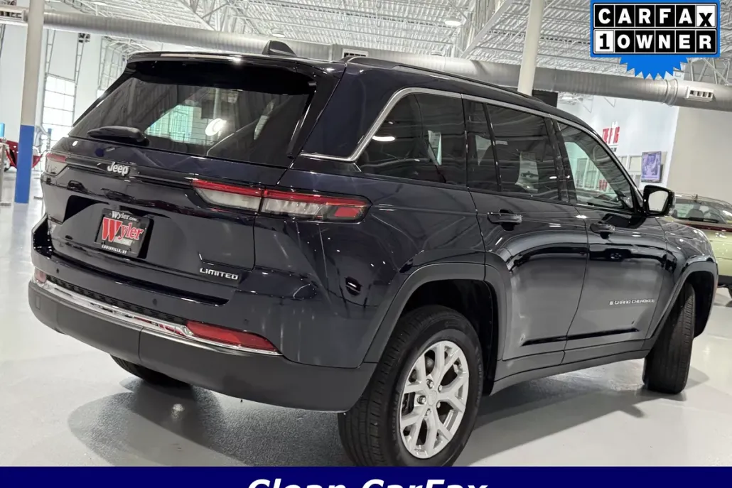 2023 Jeep Grand Cherokee Limited photo 1