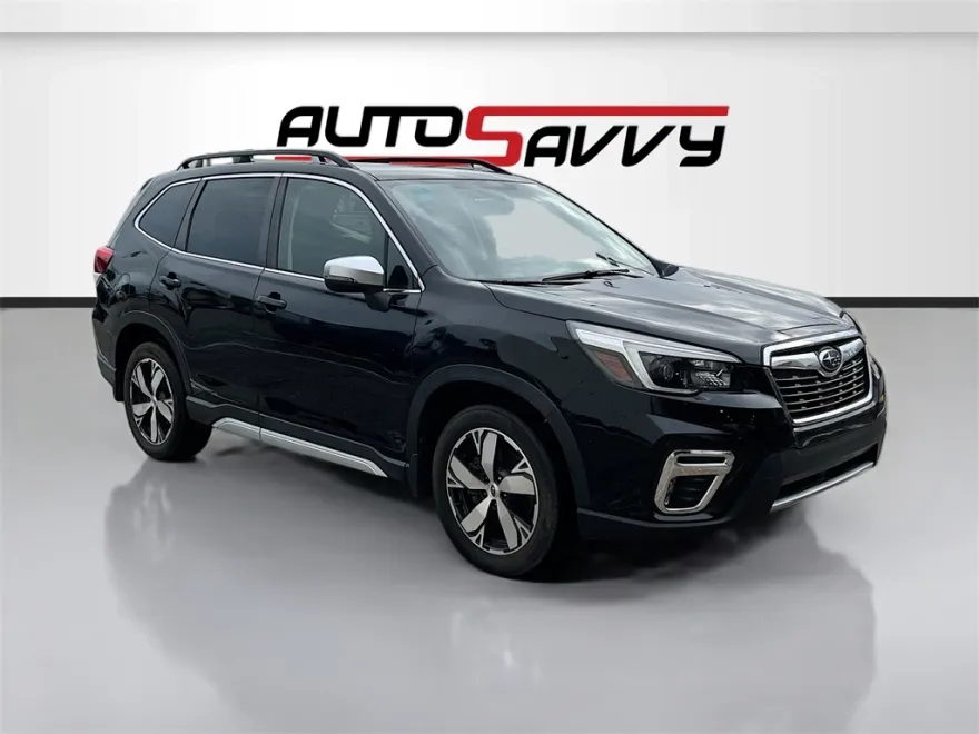 2021 Subaru Forester Touring photo 1