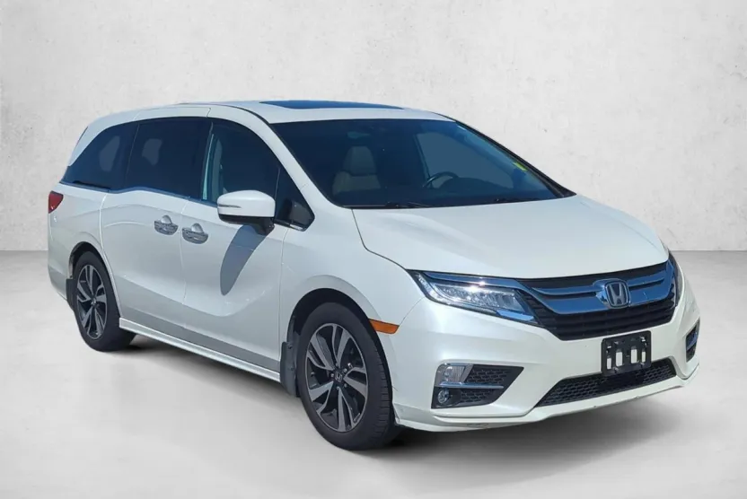 2018 Honda Odyssey Elite photo 1
