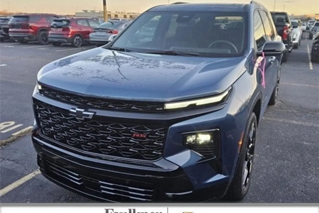 2024 Chevrolet Traverse RS photo 1