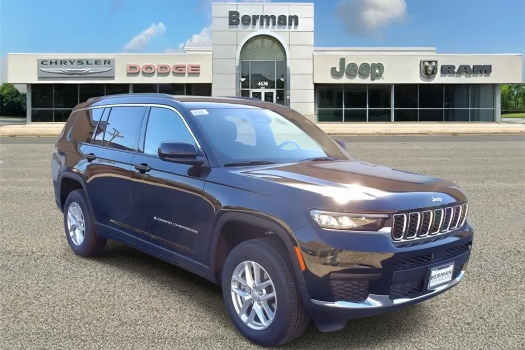 2025 Jeep Grand Cherokee Laredo X photo 1