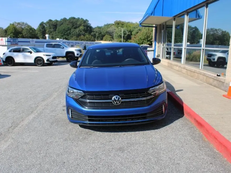 2023 Volkswagen Jetta Sport photo 1