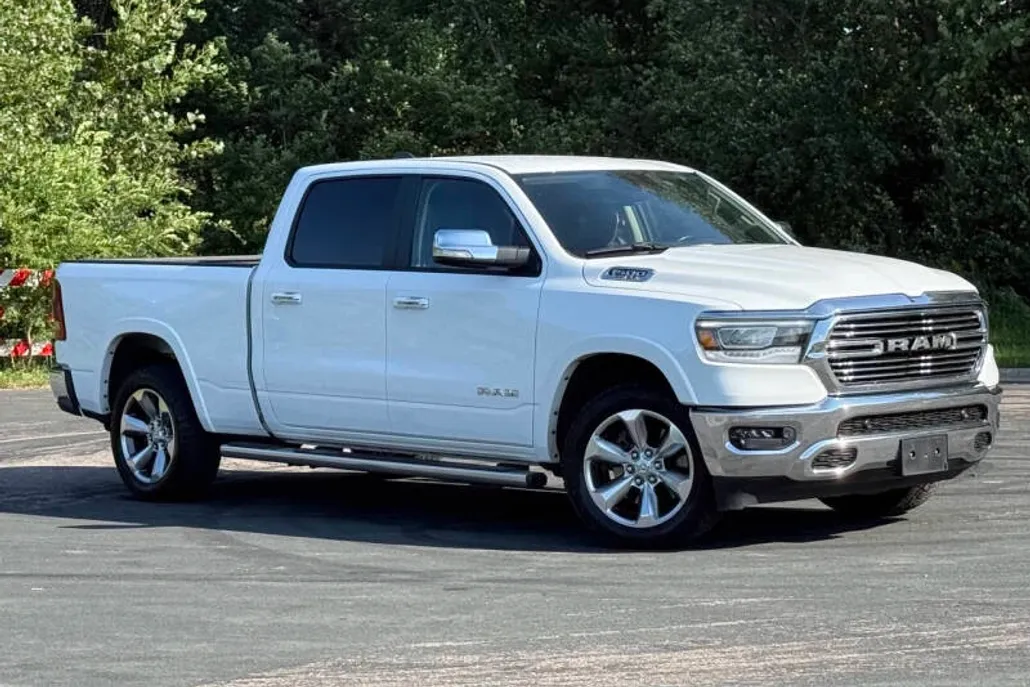 2022 Ram 1500 Laramie photo 1