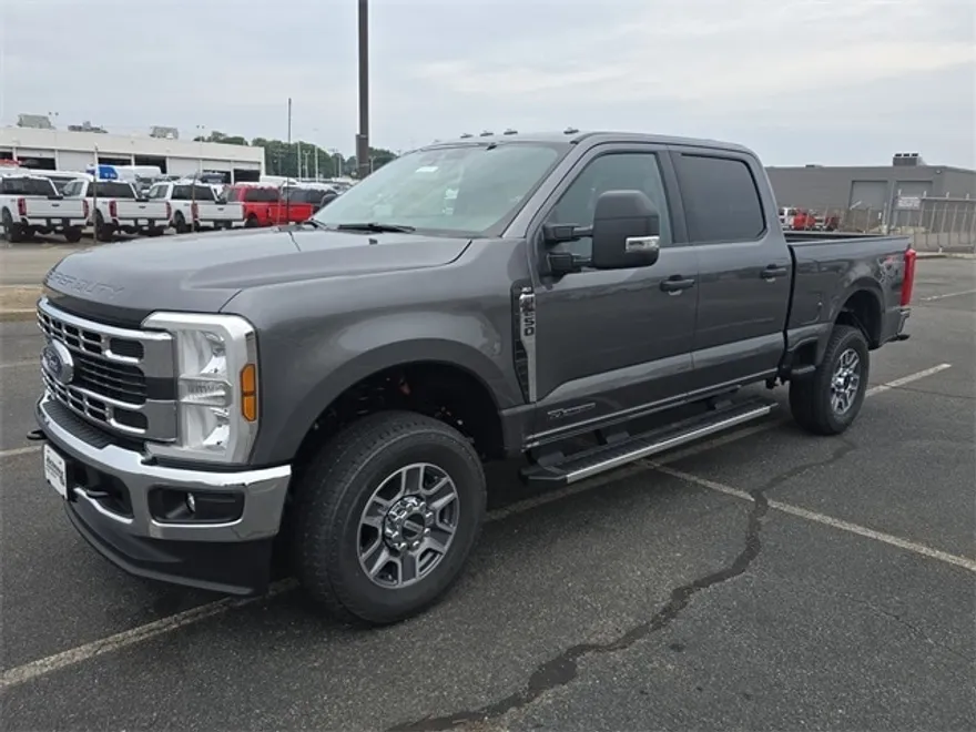 2025 Ford F-250 XLT photo 1