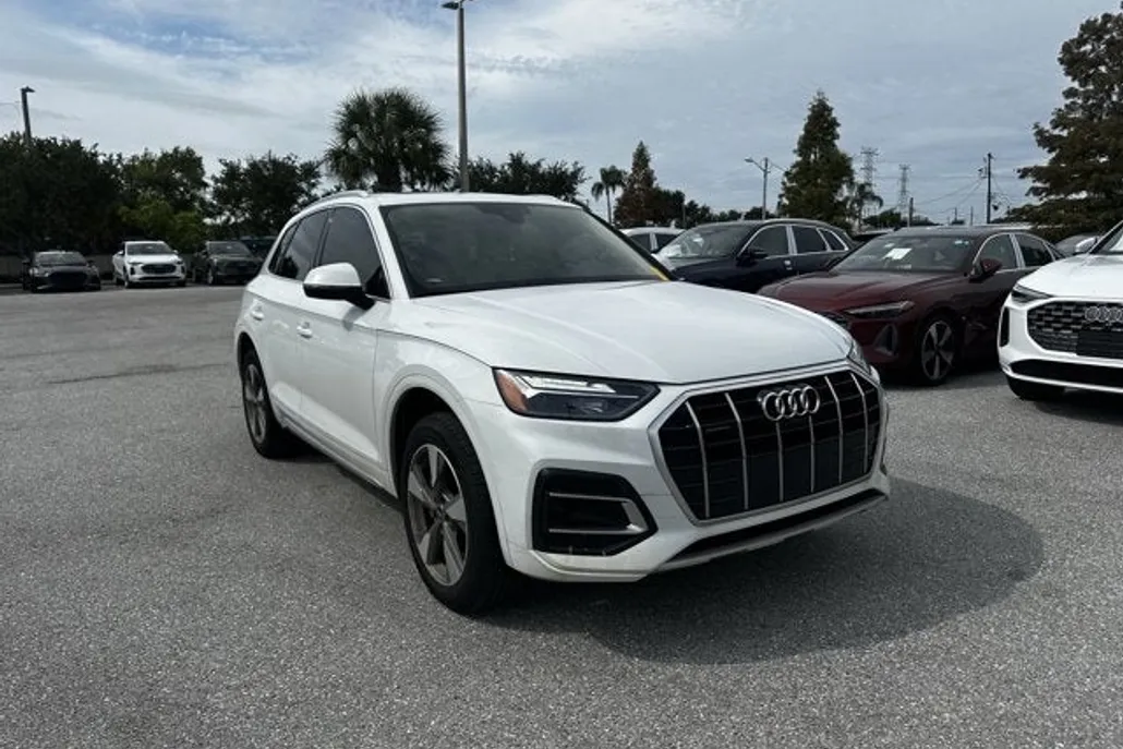 2023 Audi Q5 Premium Plus 40 TFSI photo 1