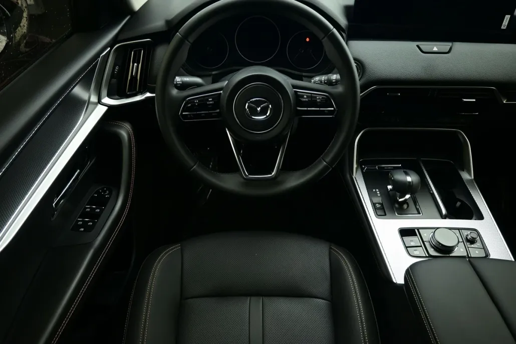 2025 Mazda CX-70 3.3 Turbo Preferred photo 1