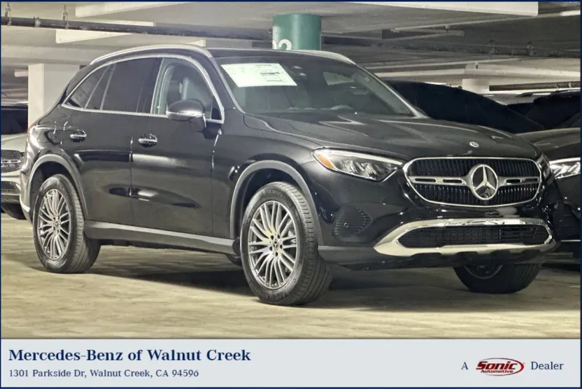 2026 Mercedes Benz GLC 300 4MATIC photo 1
