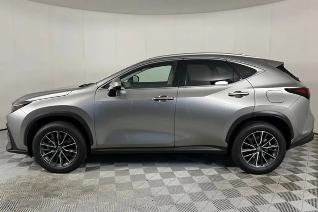 2024 Lexus NX 350h Premium photo 1