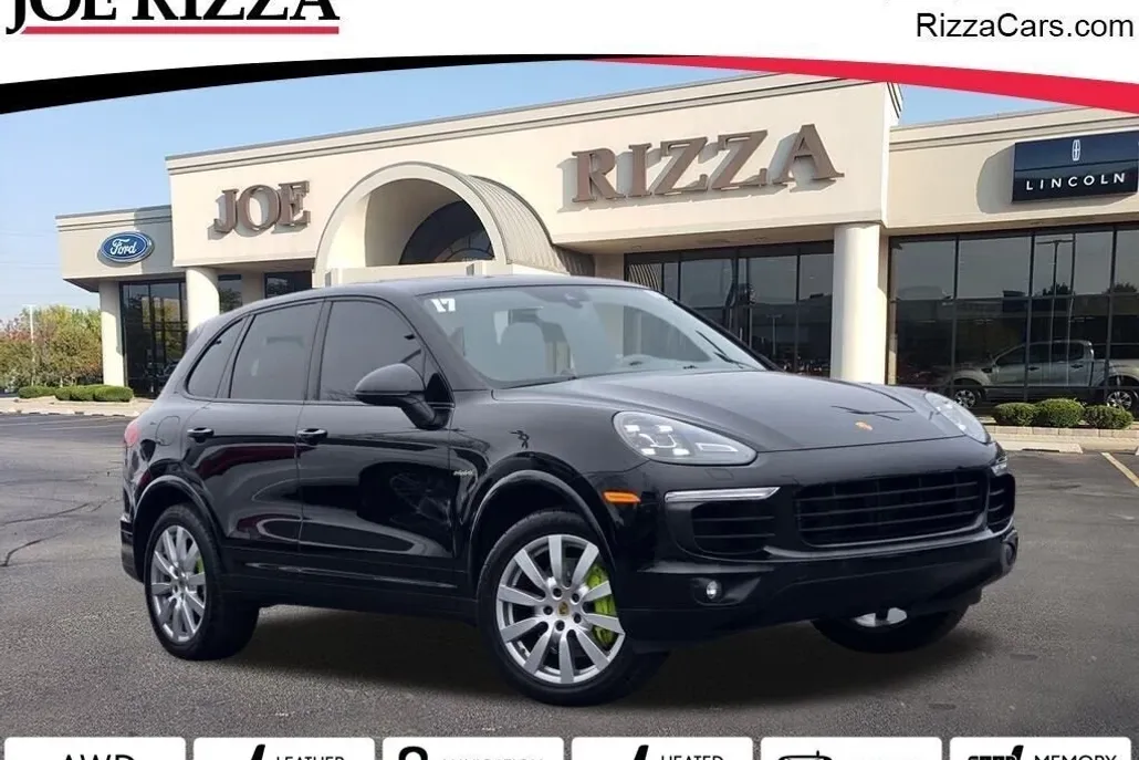 2017 Porsche Cayenne E-Hybrid S photo 1