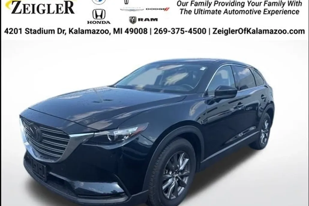2023 Mazda CX-9 Touring photo 1
