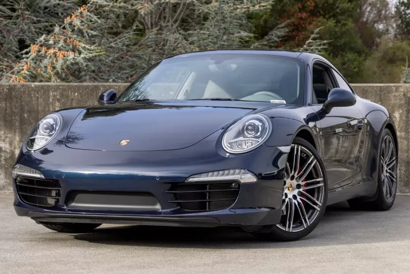 2015 Porsche 911 S photo 1