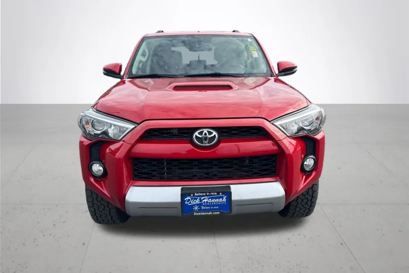 2019 Toyota 4Runner TRD Off-Road Premium photo 1