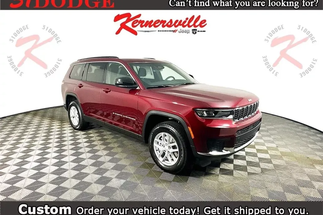 2025 Jeep Grand Cherokee Laredo X photo 1