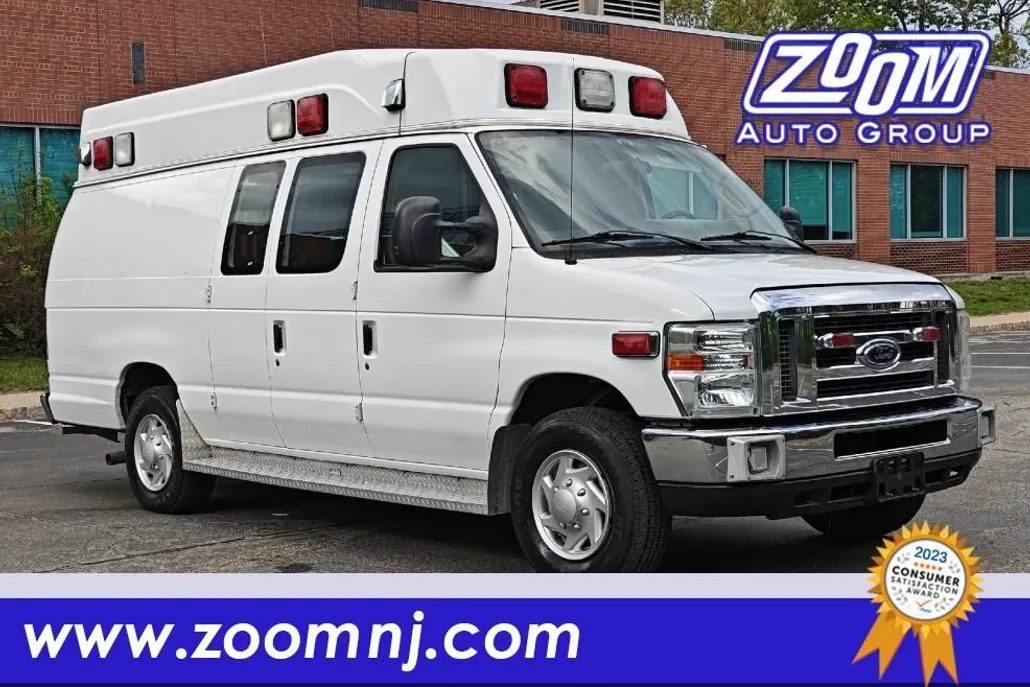 2012 Ford E-350 photo 1