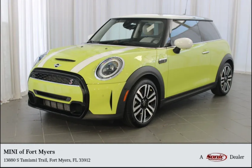 2024 Mini Cooper 2 Door Hardtop S Iconic photo 1