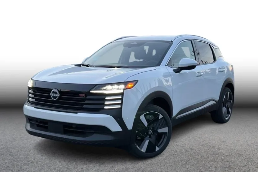 2025 Nissan Kicks SR photo 1