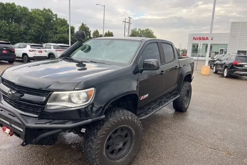 2017 Chevrolet Colorado Z71 photo 1