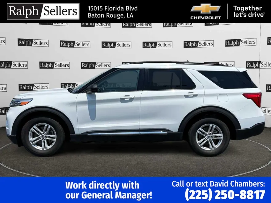 2024 Ford Explorer XLT photo 1