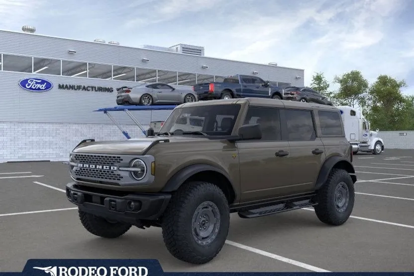 2025 Ford Bronco Badlands photo 1