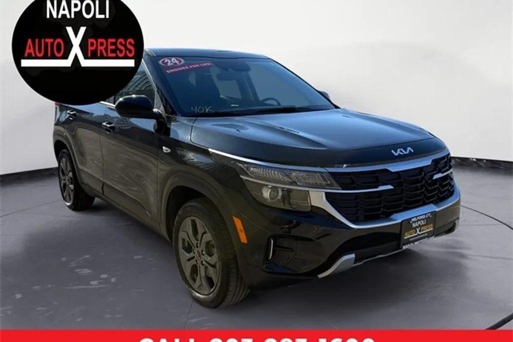 2024 Kia Seltos LX photo 1