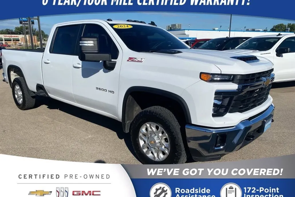 2024 Chevrolet Silverado 3500HD LT photo 1