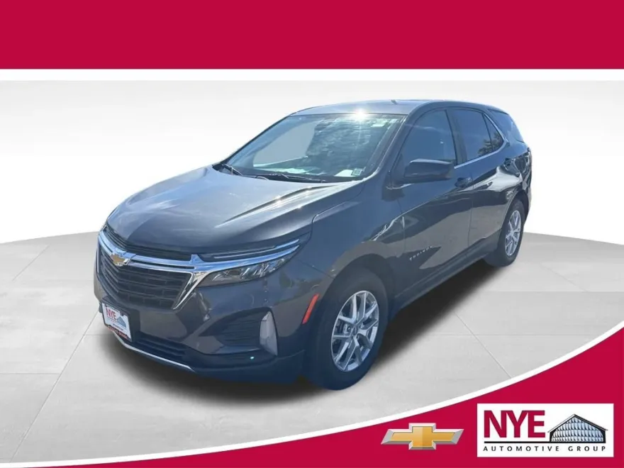 2023 Chevrolet Equinox LT photo 1