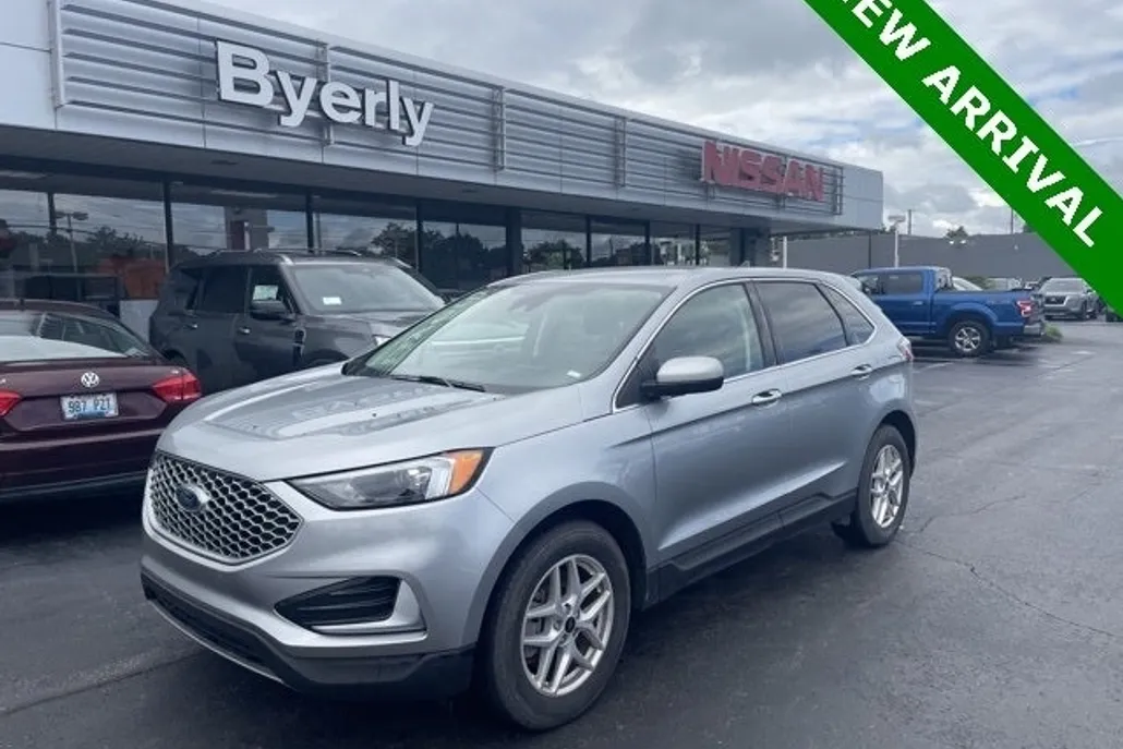 2024 Ford Edge SEL photo 1