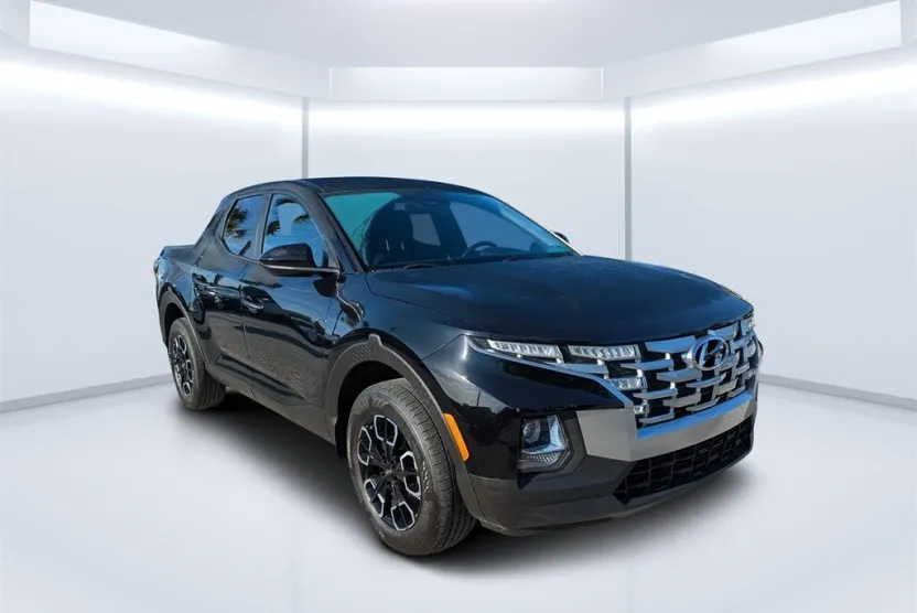 2023 Hyundai Santa Cruz SE photo 1