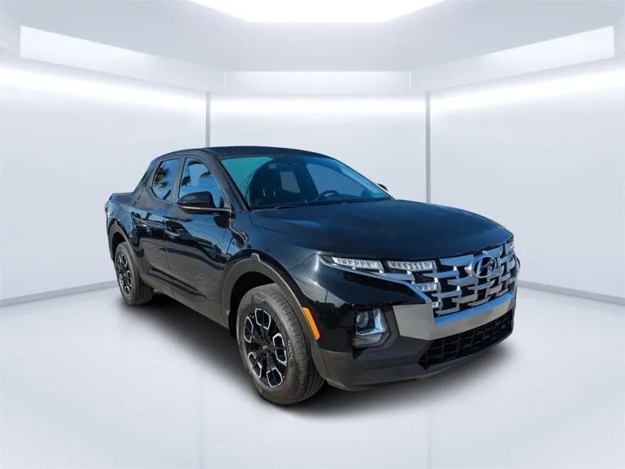2023 Hyundai Santa Cruz SE photo 1