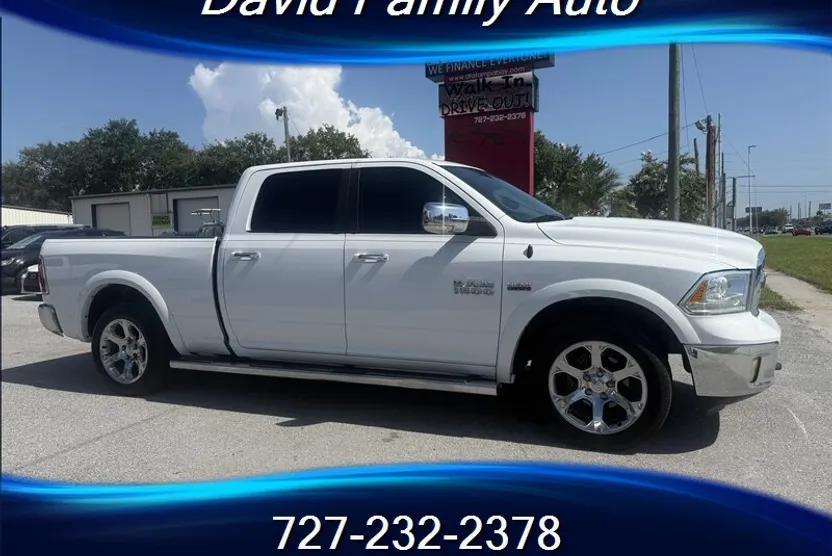 2018 Ram 1500 Laramie photo 1