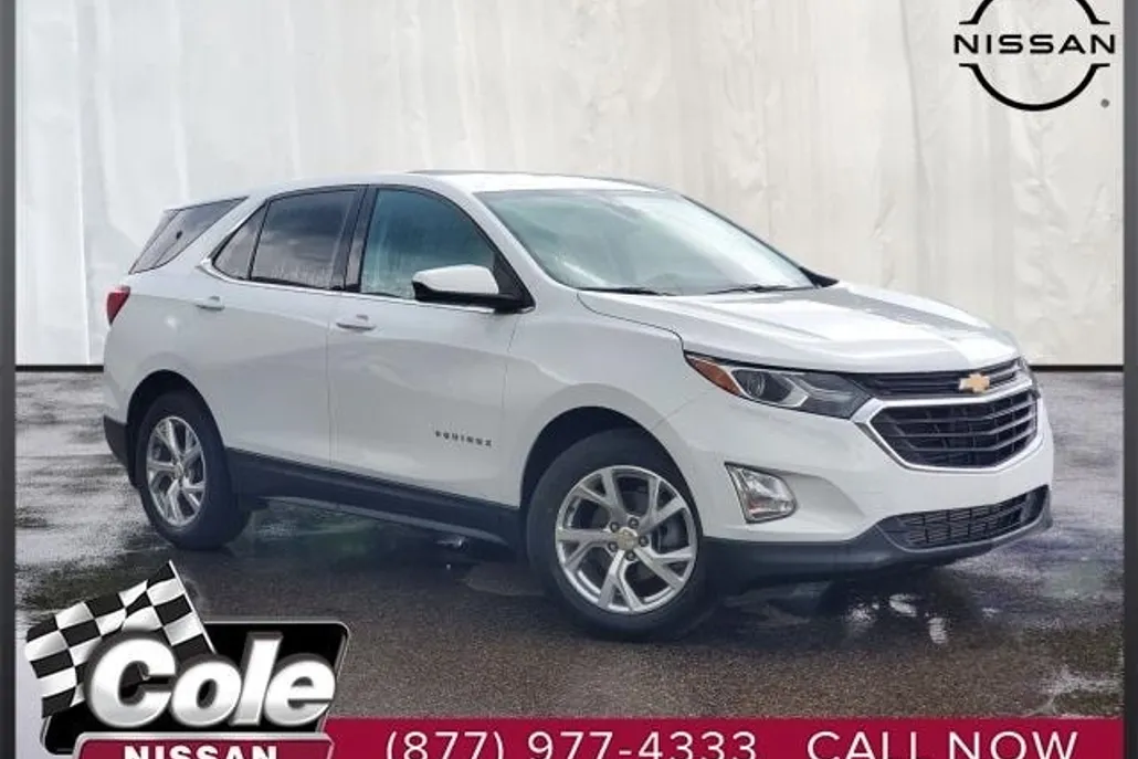2020 Chevrolet Equinox LT photo 1