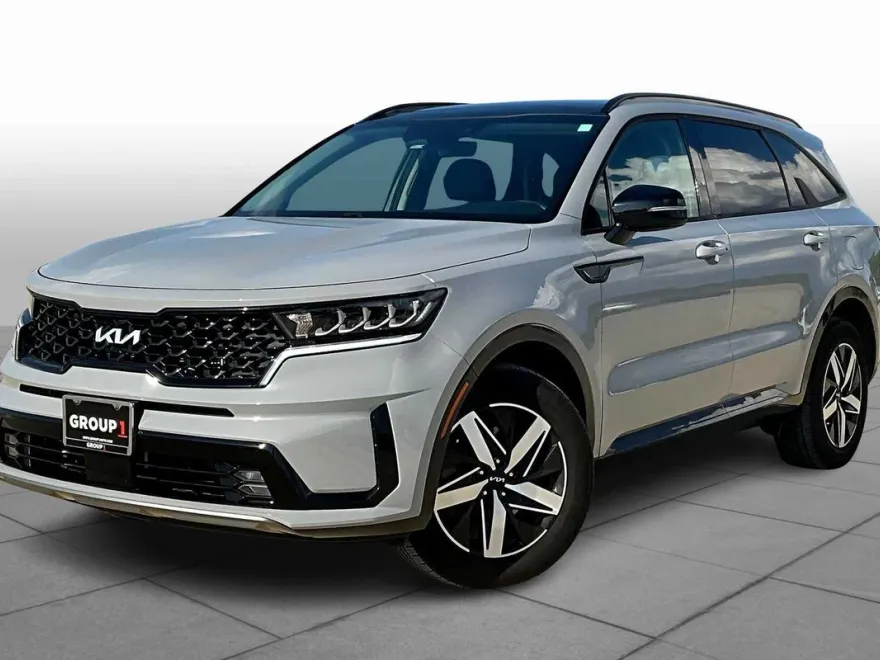 2023 Kia Sorento EX photo 1