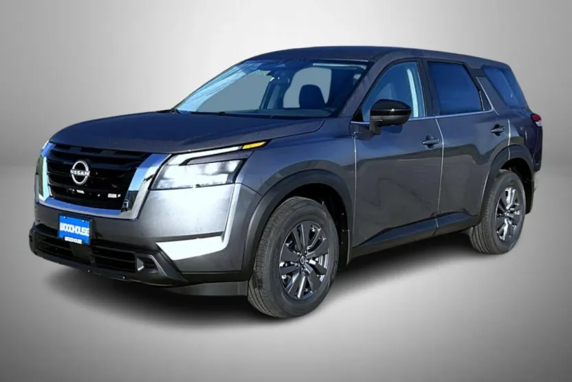 2025 Nissan Pathfinder S photo 1