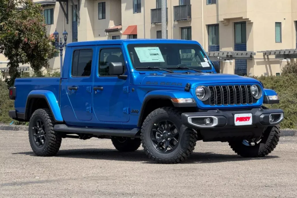 2025 Jeep Gladiator Sport photo 1