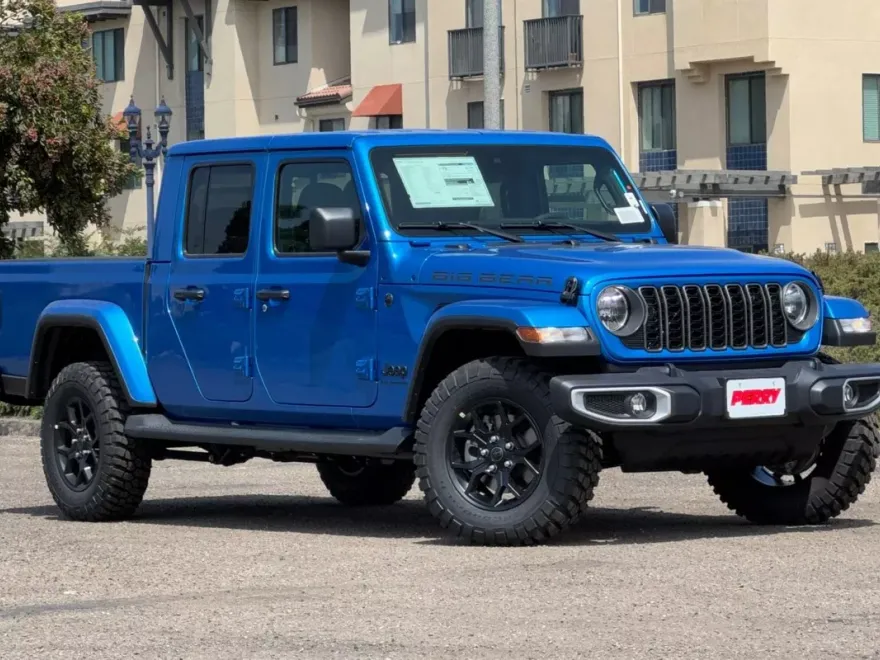 2025 Jeep Gladiator Sport photo 1