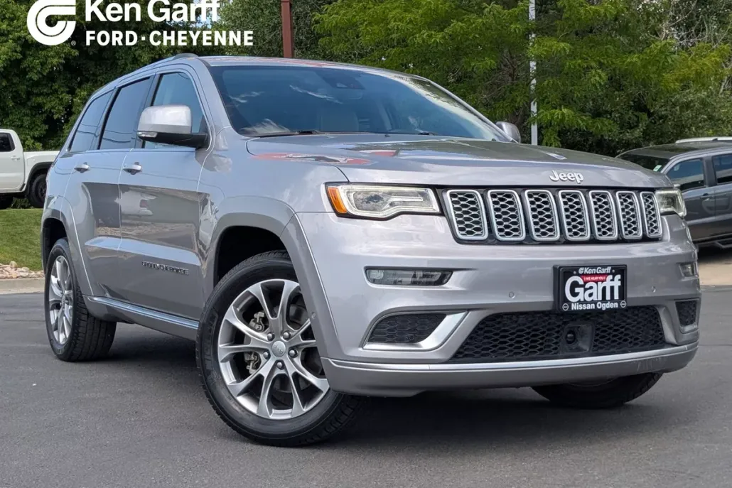 2021 Jeep Grand Cherokee Summit photo 1