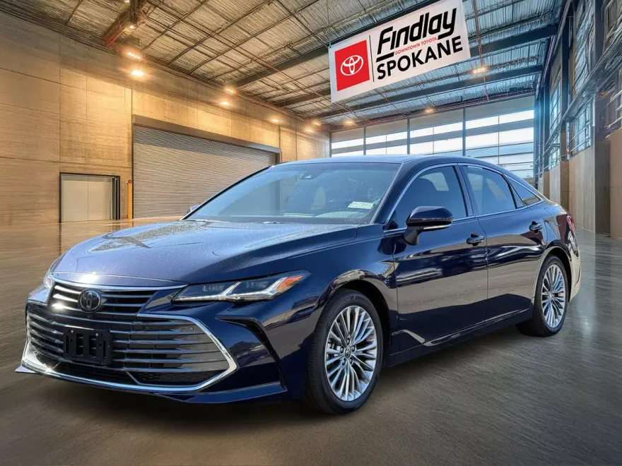 2022 Toyota Avalon Limited photo 1